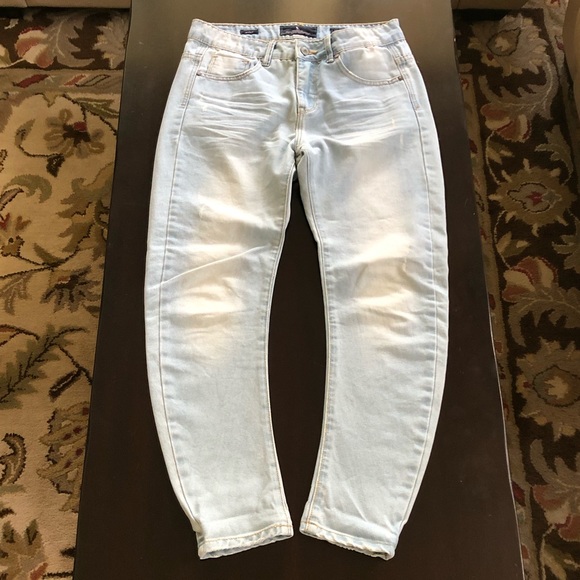 European “Medicine” Light Washed Skinny Jeans - Picture 5 of 8